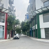 Cho Thuê Căn Biệt Thự Liên Kề 100M 6 Tầng Tại Khu Đô Thị Khai Sơn City Ngọc Thuỵ Long Biên