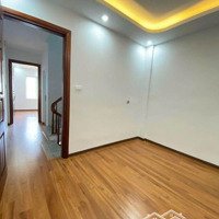 Chính Chủ Bán Nhà 2 Mặt Thoáng,Về Oẻ Ngay ,Full Nội Thất, 20M Ra Ôtô Tránh 30M2 X3T Chỉ 3,45 Tỷ