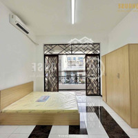 Studio Balcony 40M2 Full Nt Ngay Ngã Tư Hàng Xanh