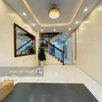 Nhà Đẹp Ở Ngay Phố Dịch Vọng,Ô Tô Đỗ Cửa,Cách Ô Tránh 10M,Diện Tích38M2, Xây 5 Tầng, Mặt Tiền 3,4M Vuông