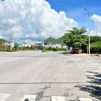 Bán Đất Mặt Tiền Đường Phạm Văn Đồng, Vĩnh Hoà, Nha Trang. Cách Biển 200M.diện Tích85,3M2. Giá Bán 9,3 Tỷ