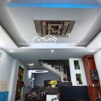 Nhà 4 Tầng. 60M2 Đất Giá Bán 6 Tỷ Nhỉnh. Đường Xe Hơi Ngủ Trong Nhà, Sátmặt Tiềnquang Trung, P8, Gò Vấp