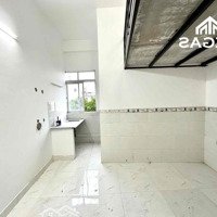 Cho Thuê Phòng Trọ Duplex Cửa Sổ Trời Ngay Cầu Tham Lương