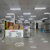 ⭐️Cho Thuê Kho,Mặt Tiềnhoàng Văn Thái .200M2