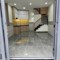 Bán Nhà Đường Tôn Thất Thuyết, 56M2, Gần Cầu Kênh Tẻ, Quận 4, Nhỉnh 4 Tỷ