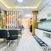 Bán Nhà Bồ Đề, Long Biên, 48M2, 5 Tâng,Mặt Tiền4.3M, Gân Hồ, Nội Thất Đẹp, Ở Sướng, Đầu Tư.