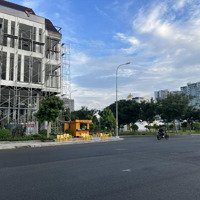 * Cho Thuê Nguyên Tòa 988M2/3 Tầng/ 350 Triệu, Góc Vàng Tại Đảo Kim Cương Quận 2*