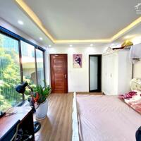 Nhà đẹp Tây Sơn, Đống Đa 36m2 mặt tiền 4m, lô góc, trước nhà thoáng sáng, rất gần phố