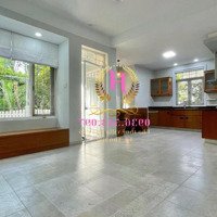 Villa Đẹp, Thiết Kế Thoáng Mát, Có Sân Vườn Phường An Phú, Quận 2