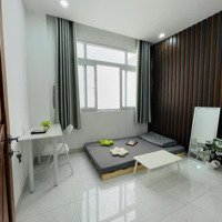 Ch Studio Nội Thất Hiện Đại 30M2 Có Cửa Sổ Trời Thoáng Mát Sạch Sẽ