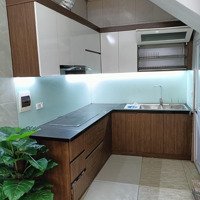 Cần Bán Nhà Riêng Phố Nguyễn Lương Bằng 40M 4Tầngmặt Tiền5M Giá Chỉ 5,6 Tỷ Full Nội Thất .