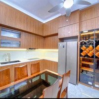 Hiếm Nhà Đẹp Cầu_Giấy- Diện Tích: 40M2 6T, Mt5M - Ô Tô Đỗ Cổng - Full Nội Thất, Nhỉnh 9Tỷ