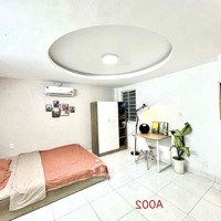 Studio Cửa Sổ Ngập Tràn Ánh Sáng