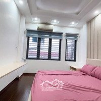 Nhỉnh 7 Tỷ Sở Hữu Ngay Nhà Lê Văn Hiến. 35M2, 5 Tầng. Ô Tô Tránh. Kinh Doanh Sầm Uất Ngày Đêm.