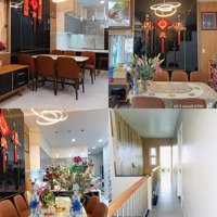 Biển Phước Hải , Sẵn Căn Homestay Chủ Cần Tiền Bán Gấp ! Đối Diện Ks Bella . Sát Quảng Trường .