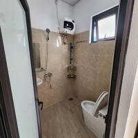 Cho Thuê CCMN 172 Vũ Hữu Thanh Xuân 30m2 Studio Gác Xép Ban Công Cửa Sổ Thang Máy Ô Tô Đỗ Gần , gần Chợ