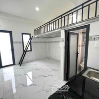 Duplex Ban Công Rộng Ngay Ngã 4 Thủ Đức Kế Bên Sư Phạm Kỹ Thuật