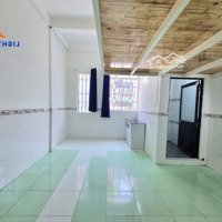 Trống Sẵn Duplex Cửa Sổ Siêu Thoáng Ngay Nguyễn Thị Tần, Q8 Gần Đh Tôn Đức Thắng