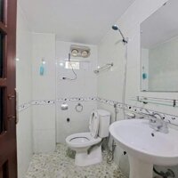 Bán Nhà Định Công Hạ - Hoàng Mai ,DT:45m2 ,Giá hơn 6 tỷ,Ngõ thoáng sáng,oto gần