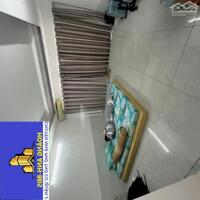 Bán gấp nhà riêng trên đường Nguyễn Duy Trinh, Quận 2 _ 4 tầng 5 pn 5 wc _ 85 m2 đất _ Sổ hồng riêng