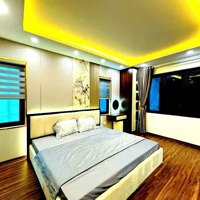 Vip ! Trần Quang Diệu, Đống Đa, Gần Phố, Ở Ngay, Full Nội Thất. Chỉ 7.95 Tỷ