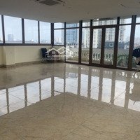 Cho Thuê Văn Phòng Tại Chùa Láng 75M2 Full Kính Giá Siêu Rẻ