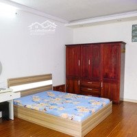 Chdv 45M2 Ban Công - Có Bồn Xông Hơi Gần Etown Cộng Hòa P13 Tân Bình