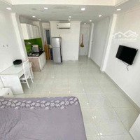 Phòng 35M2 Fullnt Cửa Sổ To Thoáng_Thang Máy_Hầm Xe Gần Cv Lê Thị Riêg