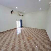 Bán nhà Gò Vấp, sát mặt tiền Phạm Văn Đồng - Trần Bình Trọng, 76M², chỉ hơn 4 tỷ TL