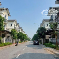 Biệt Thự Nhà Vườn 135M Khi Đô Thị Centa City.