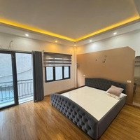 Cần Bán Nhà Phố Trạm Long Biên Giá Bán 6,5 Tỷ - 42M2 - Đường Trước Nhà 2,5M - Gần Trường Học Và Aoen