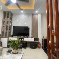 Bán Nhà Minh Khai - 40M2 Nhà Đẹp Thoáng Mát - Tặng Full Nội Thất - Giá Chỉ 5.X Tỷ.