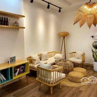 Cho Thuê Căn Hộ 2 Pn Bancolny View Đẹp Full Nội Thất