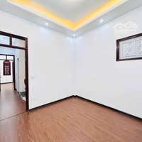 Trung Tâm Cầu Giấy 9,2 Tỷ Gần Quan Hoa, Nguyễn Khang, Kim Mã 43 M X 4 Tầng,Ngõ Thông,Nhà Đẹp,Thoáng