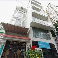 Sang Nhượng Văn Phòng 40M2 - Phổ Quang - Nội Thất: Bàn, Đèn, Tủ,..