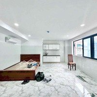 Cho Thuê Chdv Mới Xây Đầy Đủ Tiện Nghi, Rộng 40M2, Thang Máy, Nt Mới