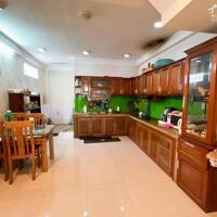 SẬP HẦM MẶT PHỐ HẢI CHÂU – BÁN NHÀ 3 TẦNG 3 MÊ MT ĐƯỜNG 5M5 CÓ LỀ - SÁT HÙNG VƯƠNG, LIỀN CHỢ CỒN - Ở KINH DOANH