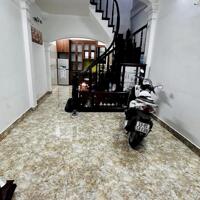 Bán nhà đẹp Láng Hạ, Ba Đình 40m2 4 tầng full nội thất ở luôn, ngõ rộng thoáng, gần ô tô