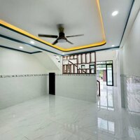 Bán nhà Thành phố Bến Cát - DT 4.3x30 – giá chỉ 2.18 tỷ - Lh:0377126673.