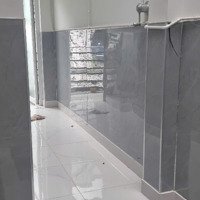 Chính Chủ Cho Thuê Nhà Hơn 8 Triệu/Thángdiện Tích120M2 Ở Quận 9, Hcm