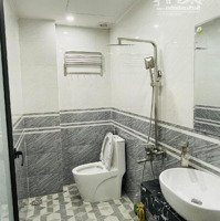 Cho Thuê Nhà Phân Lô Phố Láng Hạ. 65M2 X 5T. Mỗi Tầng Chia 2 Phòng. Đường Ô Tô Tránh . 25 Triệu/Tháng