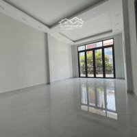 Giảm 2 Tỷ. Bán Nhà Biệt Thự 5 Tầng,Diện Tích120M2, Tặng Full Nội Thất, Đường Tạ Quang Bửu, Quận 8