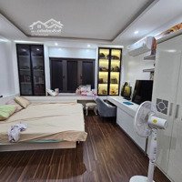 Bán Gấp Nhà Nghĩa Đô Cầu Giấy- Nhà Mới Đẹp Full Nội Thất- Lô Góc- 35M, 5 Tầng, Nhỉnh 6 Tỷ.