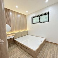 Bán Căn Hộ 3 Ngủ Full Nội Thất Mới Nơ 4B Bán Đảo Linh Đàm , Sổ Đỏ Sẵn Sàng Giao Dịch