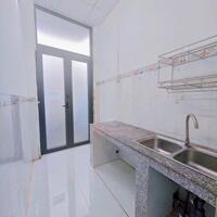 Cho thuê nhà trệt lầu hẻm 577 đường 30/4