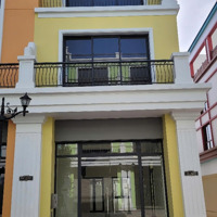 Miễn Phí 2 Năm Tiền Thuê Shophouse Tại Phố Đi Bộ Vinhomes Royal Island Vũ Yên. 0934693228