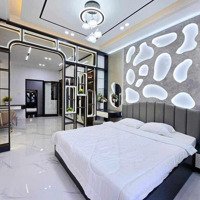 Trung Tâm Quận Hoàn Kiếm - Mặt Phố Vip- Cả Phố Kính Doanh Sầm Uất - Gần Hồ Gươm