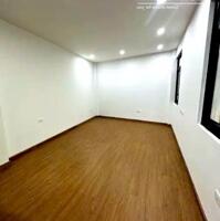 Bán nhà Phúc Lợi Long Biên 5m ô tô đỗ cửa 30m2 giá chỉ 4 tỷ