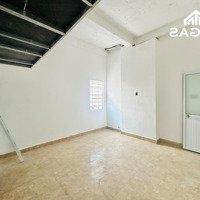 New100% Duplex Máy Lạnh - Nội Thất Đầy Đủ - Gần Nguyễn Tất Thành