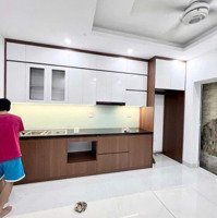 Sắp Đến Tết Rồi Anh Chị Nào Mua Nhà Thì Em Có Căn 30M2 Giá Bán 5,8 Tỷ Vnd Tại Đường Cầu Giấy, Hà Nội